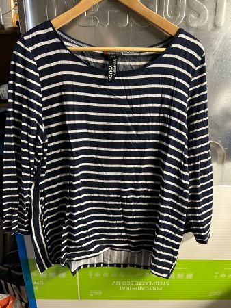Damen Shirt Gr. 42
