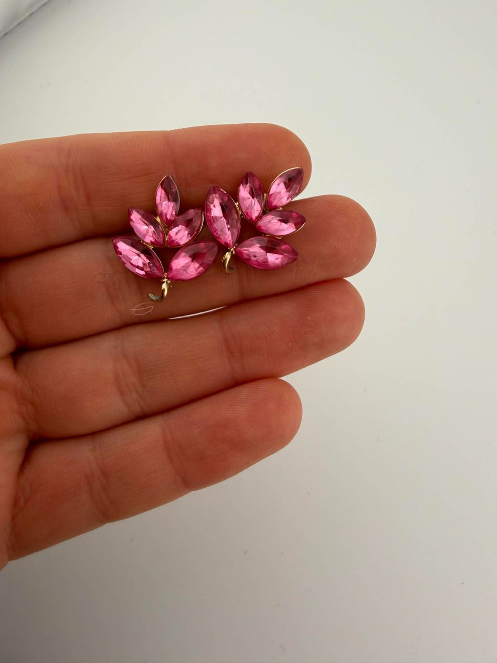Orecchini pendenti & Orecchini a lobo: Pinke Ohrstecker🌸 – Usato da Riehen venduto da ann_76jw