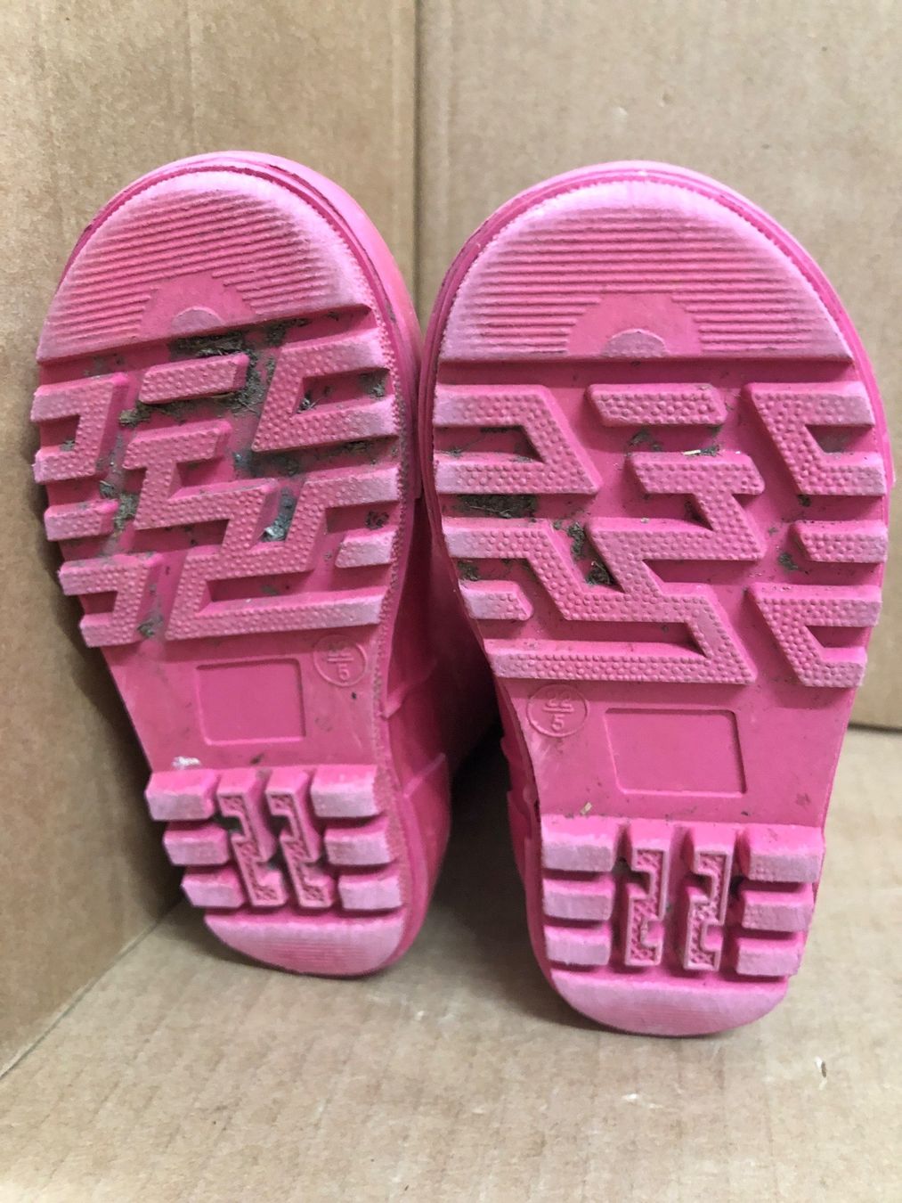 Schuhe für Mädchen: Gummistiefel Grösse 22 Minnie Mouse – Gebraucht aus Eschlikon TG von RamonaSt 3