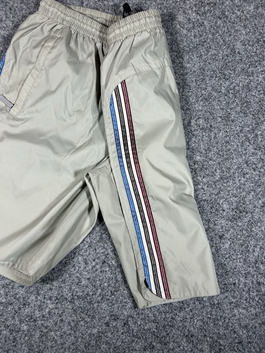 Adidas Pantaloni: 2000s adidas xl  – Nuovo (secondo la descrizione) da La Sagne NE venduto da Matlasape 1