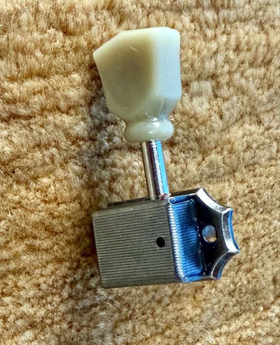 Strumenti musicali: Gotoh SD90 aged/relic tuners 3L 3R – Nuovo (secondo la descrizione) da Mittelhäusern venduto da Rowing1919 1