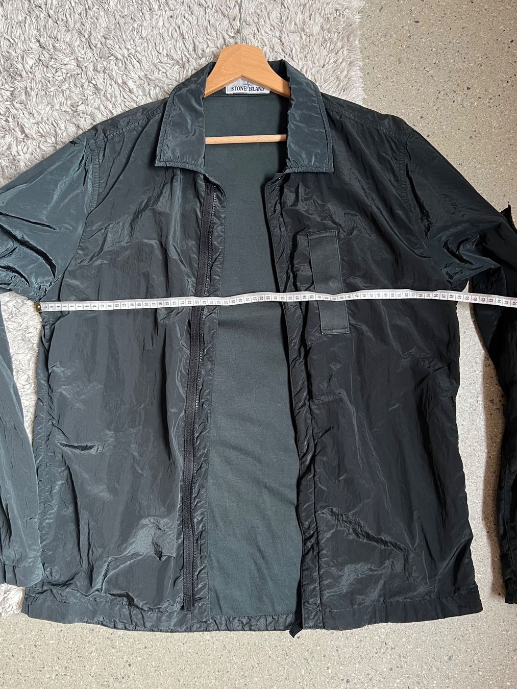 Stone Island Jacken: Stone Island Lightweight Jacket - Very Good Condition – Gebraucht aus Le Châble VS von jud_syz2 3