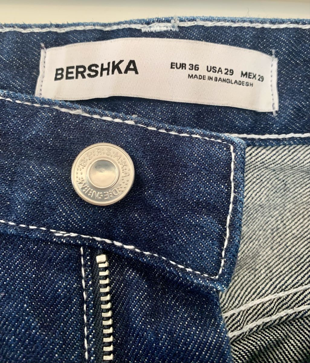 Bershka Jeans: BERSHKA Jeans Größe 36...!!  – Usato da Obfelden venduto da montes50 1