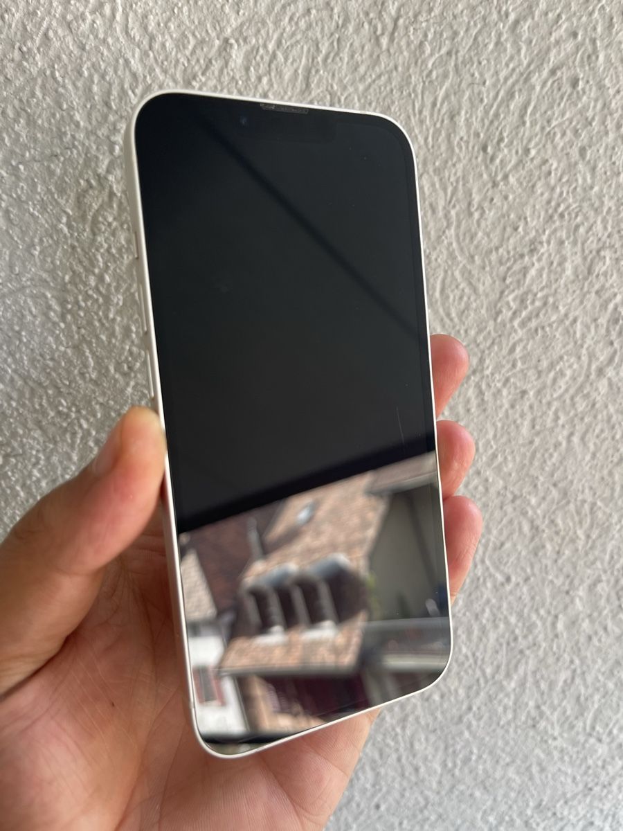 Apple Telefoni cellulari / Smartphones: iPhone 13 iCloud – Difettoso da Biel/Bienne venduto da ham_wf9n 2