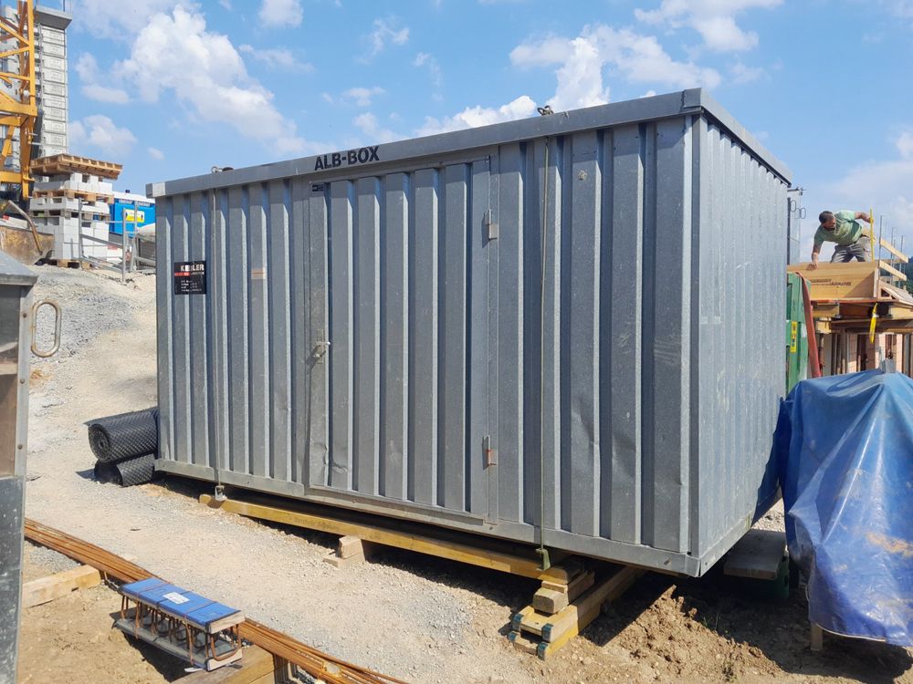 2 Baucontainer (Gebraucht) in Pfäffikon ZH für CHF 500 – nur Abholung ...