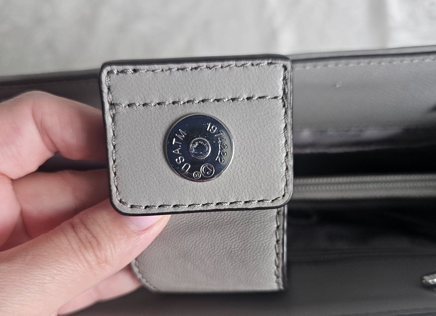 Michael Kors Borse da donna: *MICHAEL KORS * Handtasche Leder – Usato da Bronschhofen venduto da Xena37 7