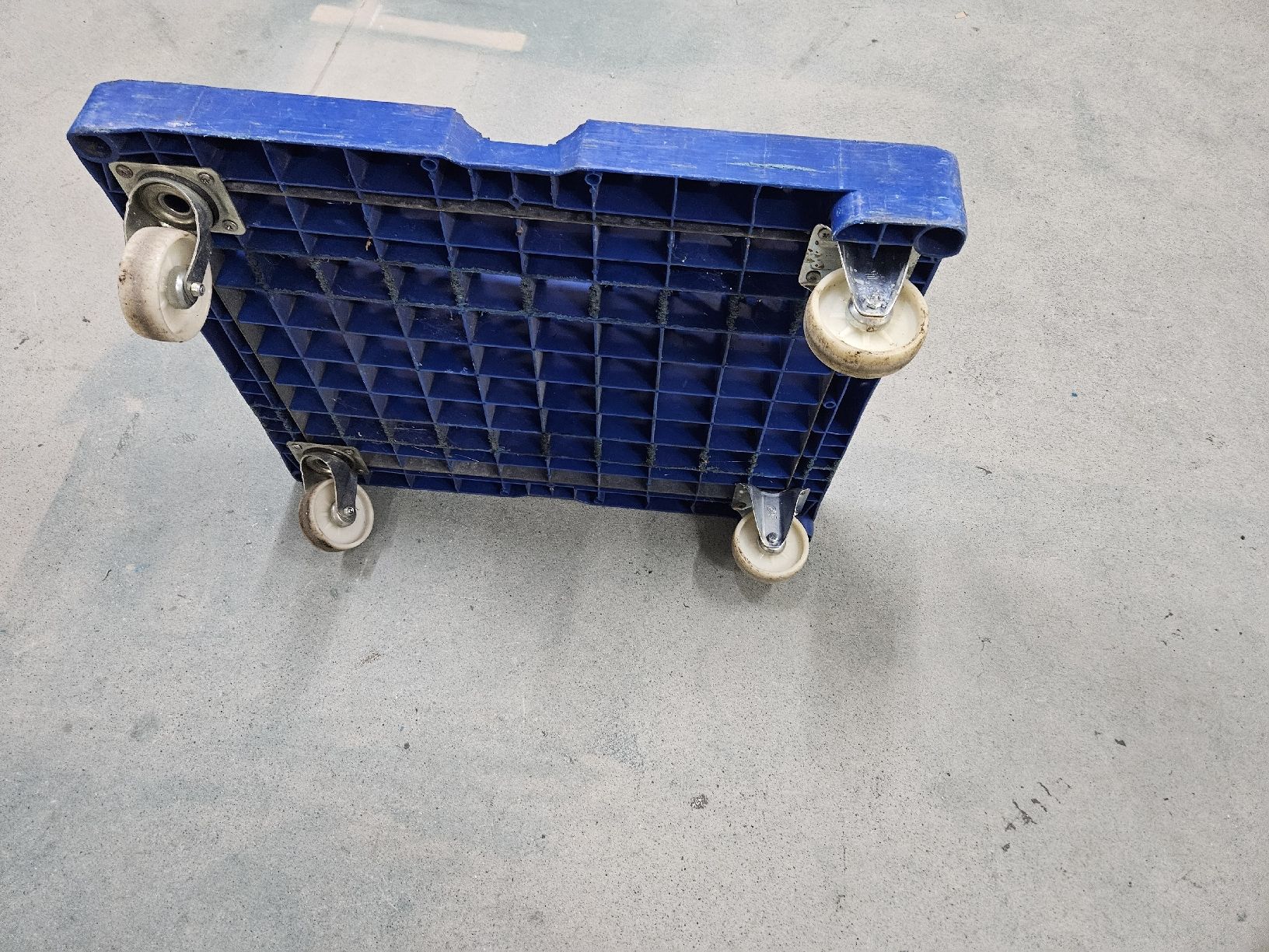 Altro per stoccaggio & trasporto: wagen  – Usato da Regensdorf venduto da Zem003 1