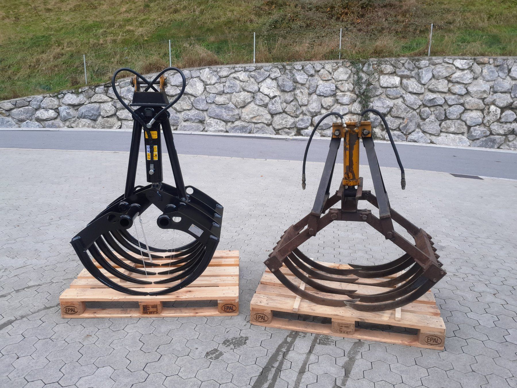 Pinze: Mistzange mit stehendem Zylinder – Nuovo (secondo la descrizione) da Haslen AI venduto da Wildtech 2