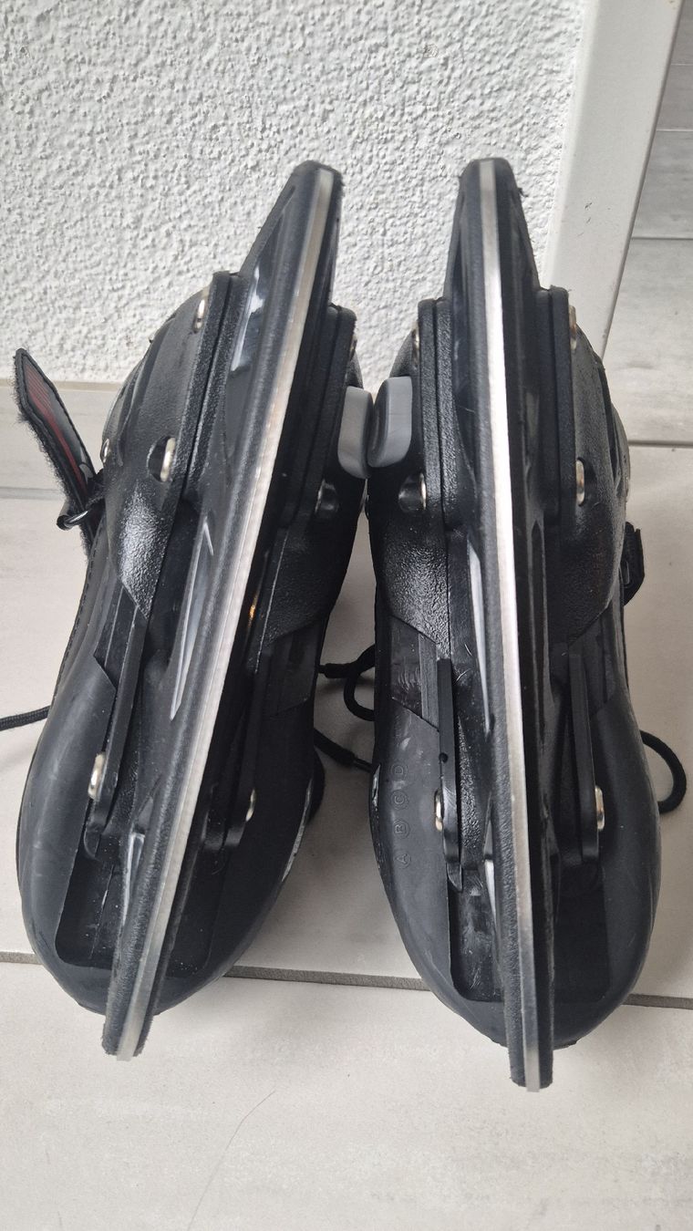 Pattini da ghiaccio: Extend Eishockeyschuhe Dragon Junior Grösse 29-32 schwarz – Usato da Mülligen venduto da fab_7l5v 5