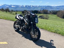 Naked Bike KTM Super Duke 990 mit Carbon look ab MFK
