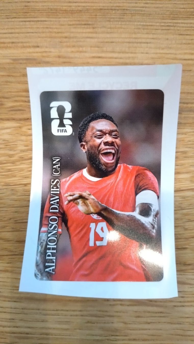 Panini Carte collezionabili: Coca Cola Panini 2026 CC7 Alphonso Davies – Nuovo (secondo la descrizione) da Bassersdorf venduto da Kolibri12