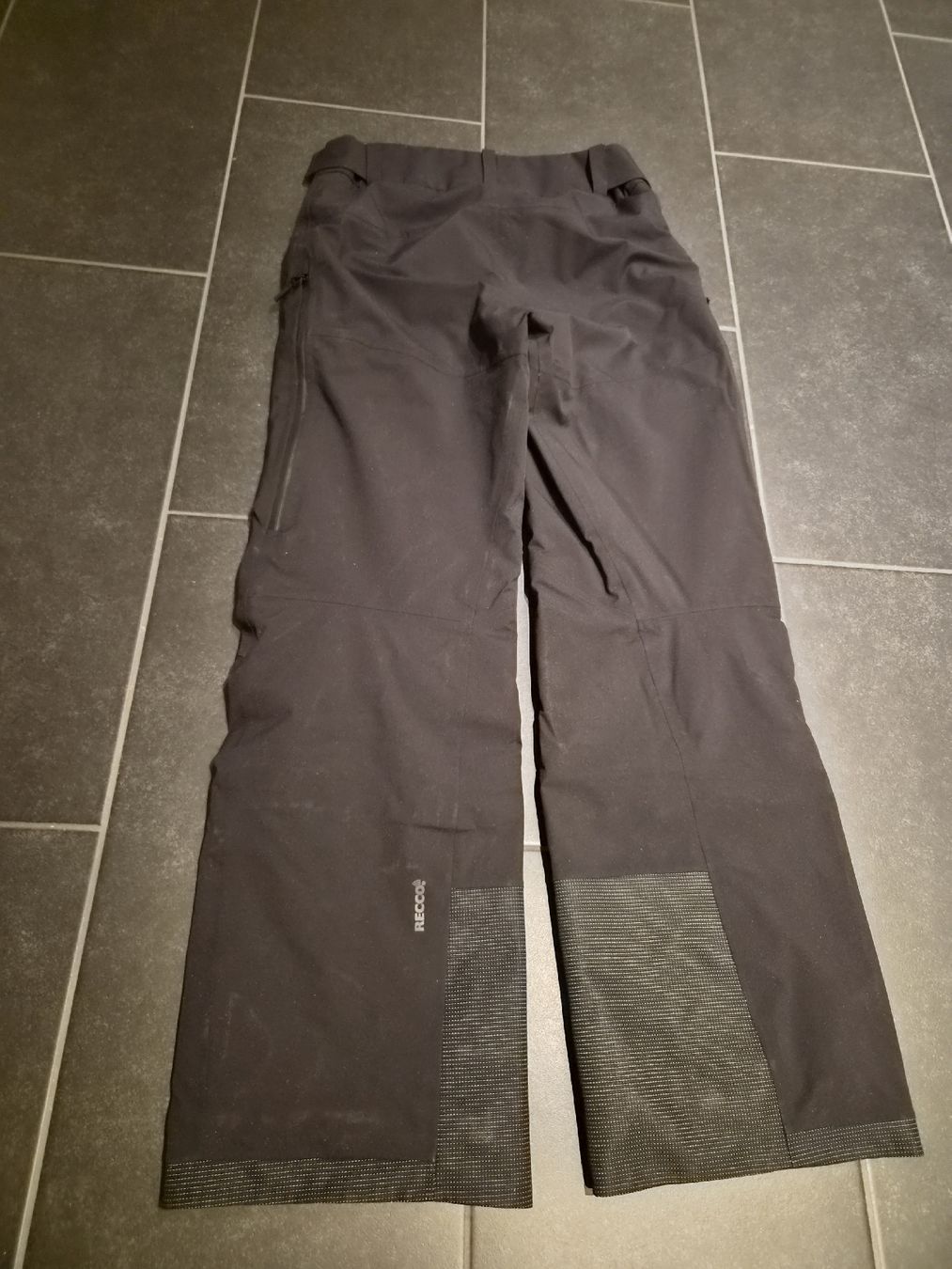 Decathlon Hosen: Decathlon Skihose Modell 500 schwarz Grösse M – Gebraucht aus Muri AG von mar_8cyq 1