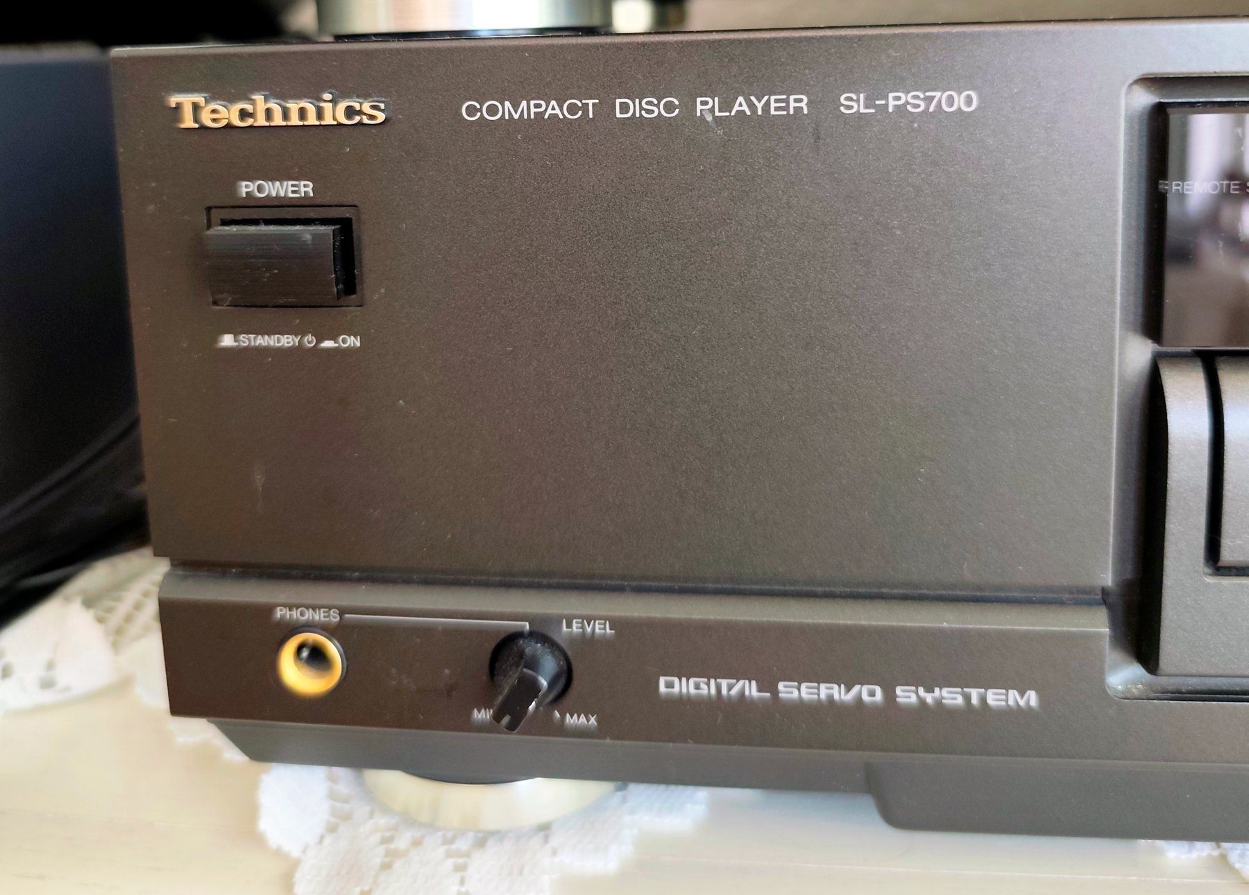 Technics Multimediaplayer & Streamer: Technics SL-PS700 CD-Player – Gebraucht aus kloten von Docsgirl 1
