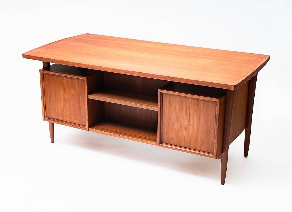 Schreibtische: Pult/Schreibtisch /Mid-Century – Gebraucht aus Beringen von 8222Beringen 2