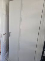 Kl. weisser Putzschrank
