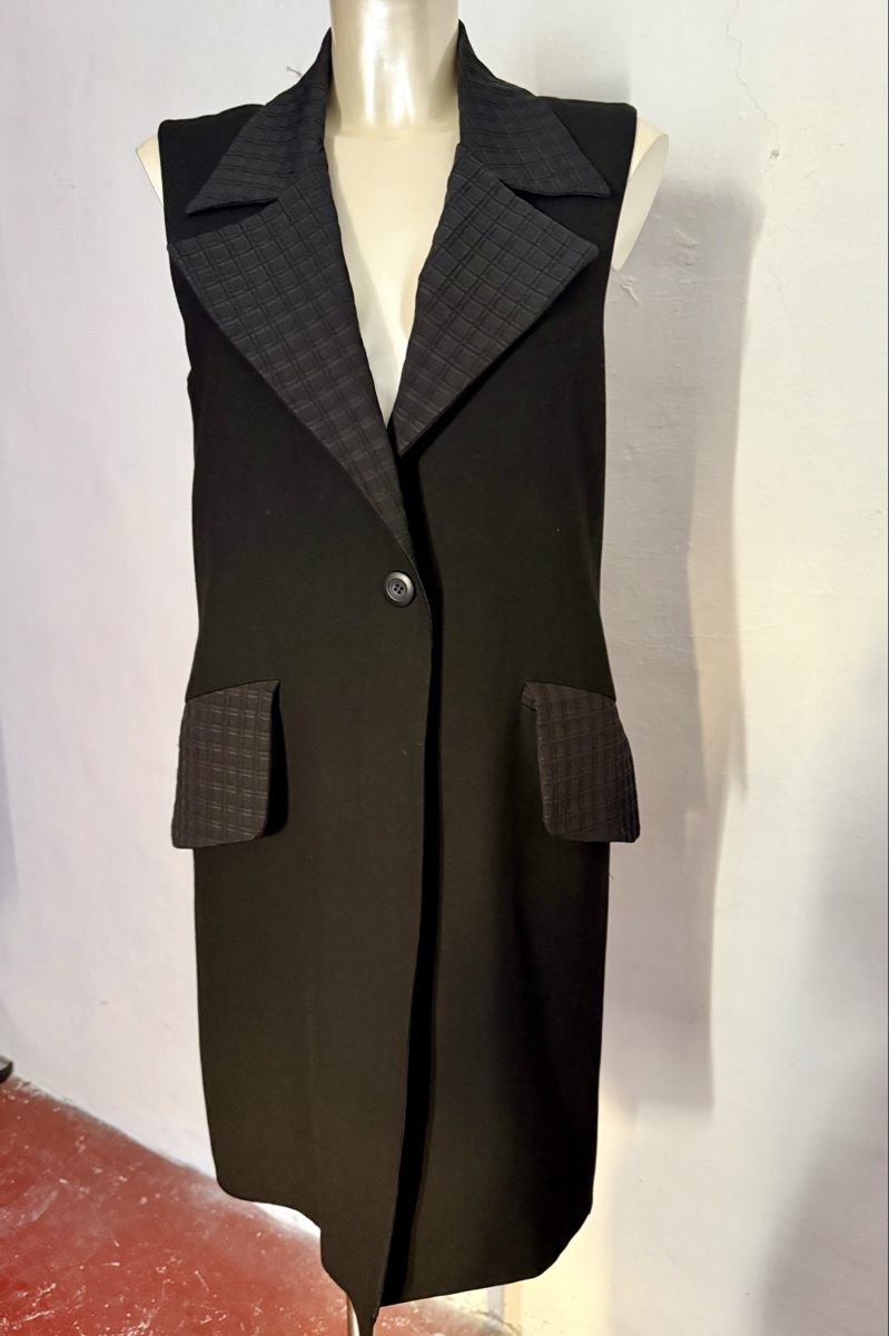 Mäntel: Wool vest M size – Gebraucht aus Barna von orbuyorcry 2