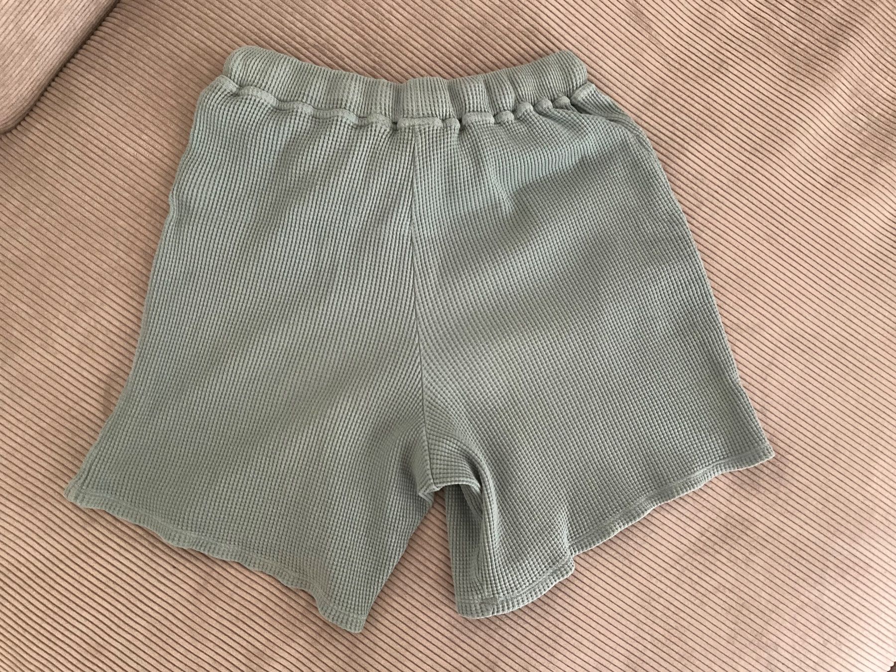 Twothirds Hosen: TwoThirds Shorts – Gebraucht aus Zürich von lisa.alessia93 1