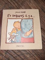Livre d'enfant et dedans il y a...