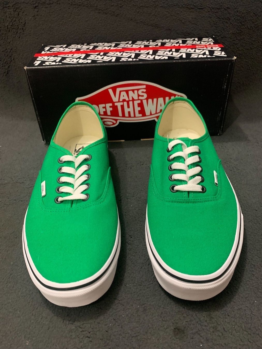 Vans Scarpe da uomo: Vans Authentic Dark Green, Grösse 36.5 – Nuovo e nell'imballaggio originale da Zürich venduto da LIQUIDATOR.CP 2