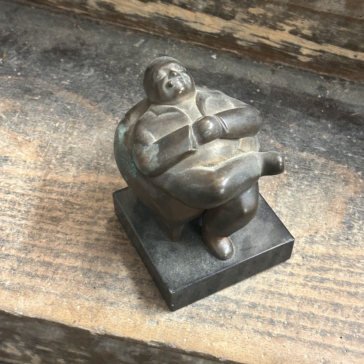 Sculture & Statue: Antike Skulptur Mann im Sessel – Usato da Laufen venduto da belleskulptur 6