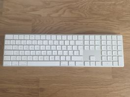 Apple Magic Keyboard Gen 2. Gross