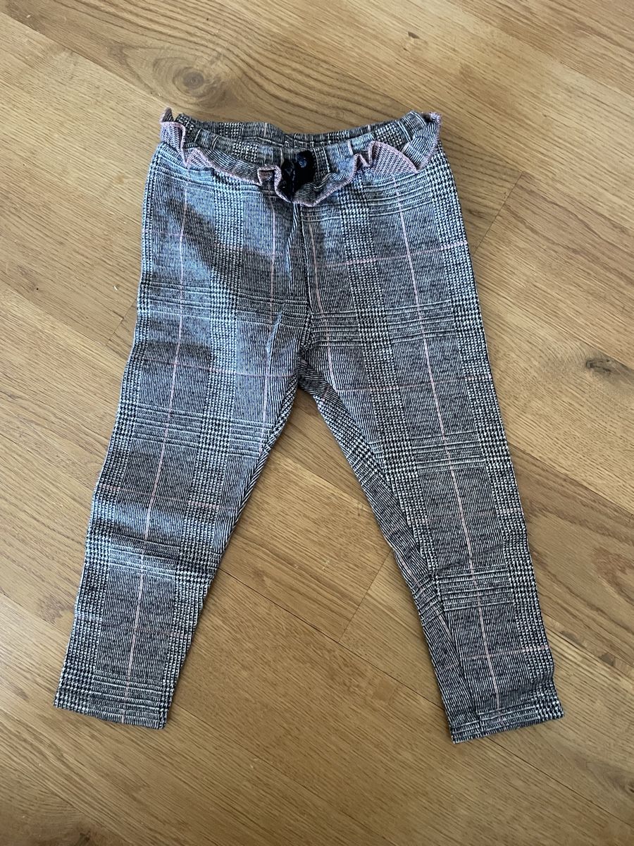 Zara Pantaloni: Zara Mädchenhose Gr. 104, Karo – Usato da Oberkirch LU venduto da LoVelo3