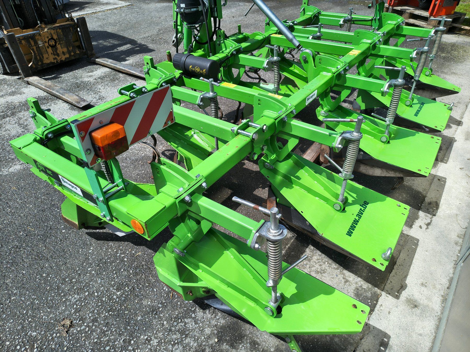 Tutte le macchine: Dammformer/Hackgerät AVR Speedridger – Usato da Sevelen venduto da sei_qd8q 5