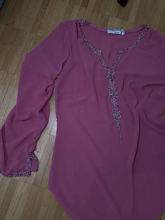 Camicette: Rosa Damenbluse mit hochwertigen Perlen  – Usato da Urdorf venduto da Marybyii 3