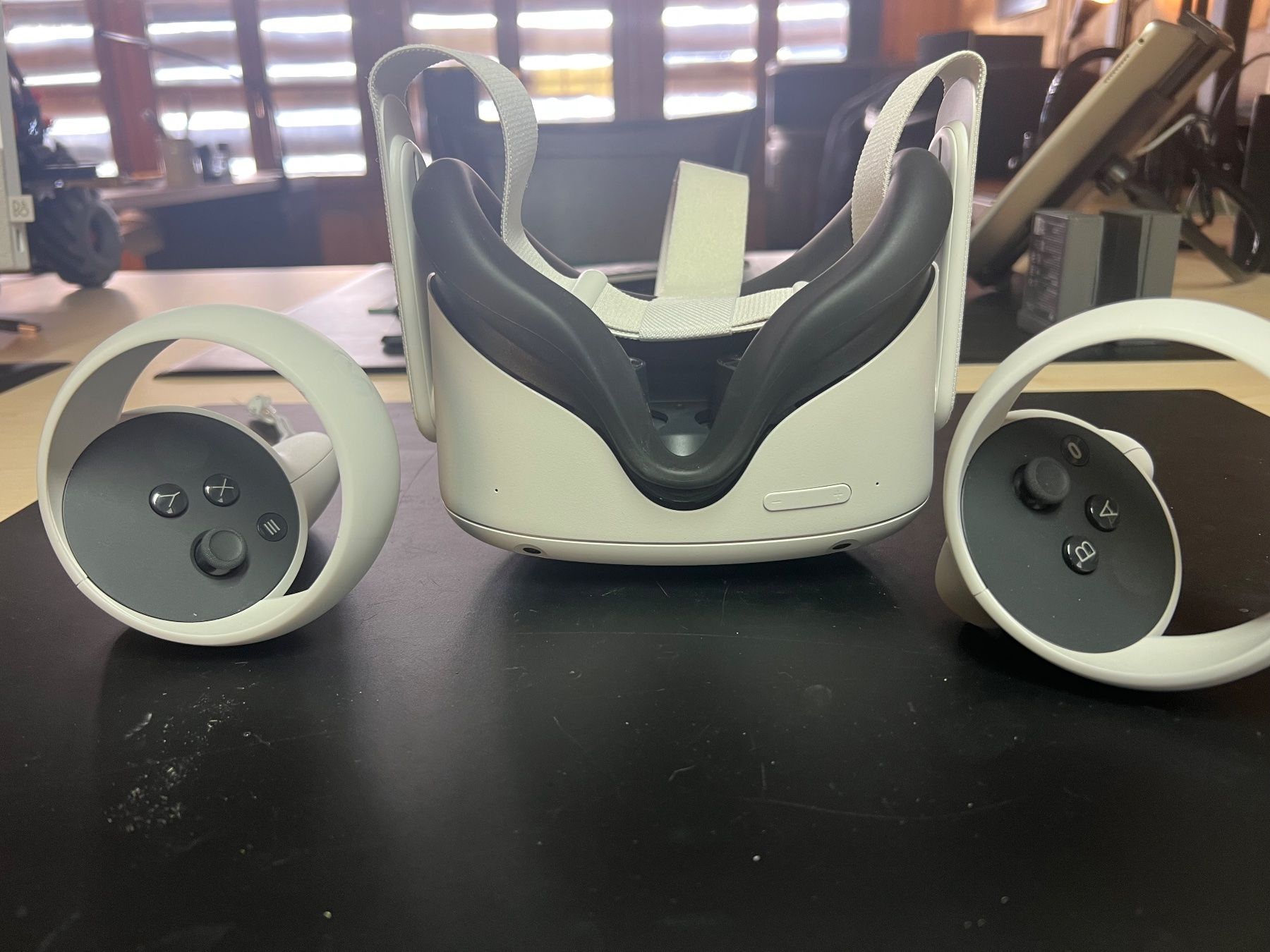 Meta Casco VR: Attention: Meta Quest 2 (Oculus)! – Nuovo (secondo la descrizione) da Lenk im Simmental venduto da hsassenburg