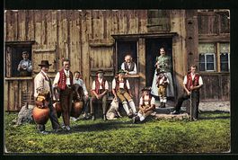 Appenzeller Sennen in Tracht mit Glocken