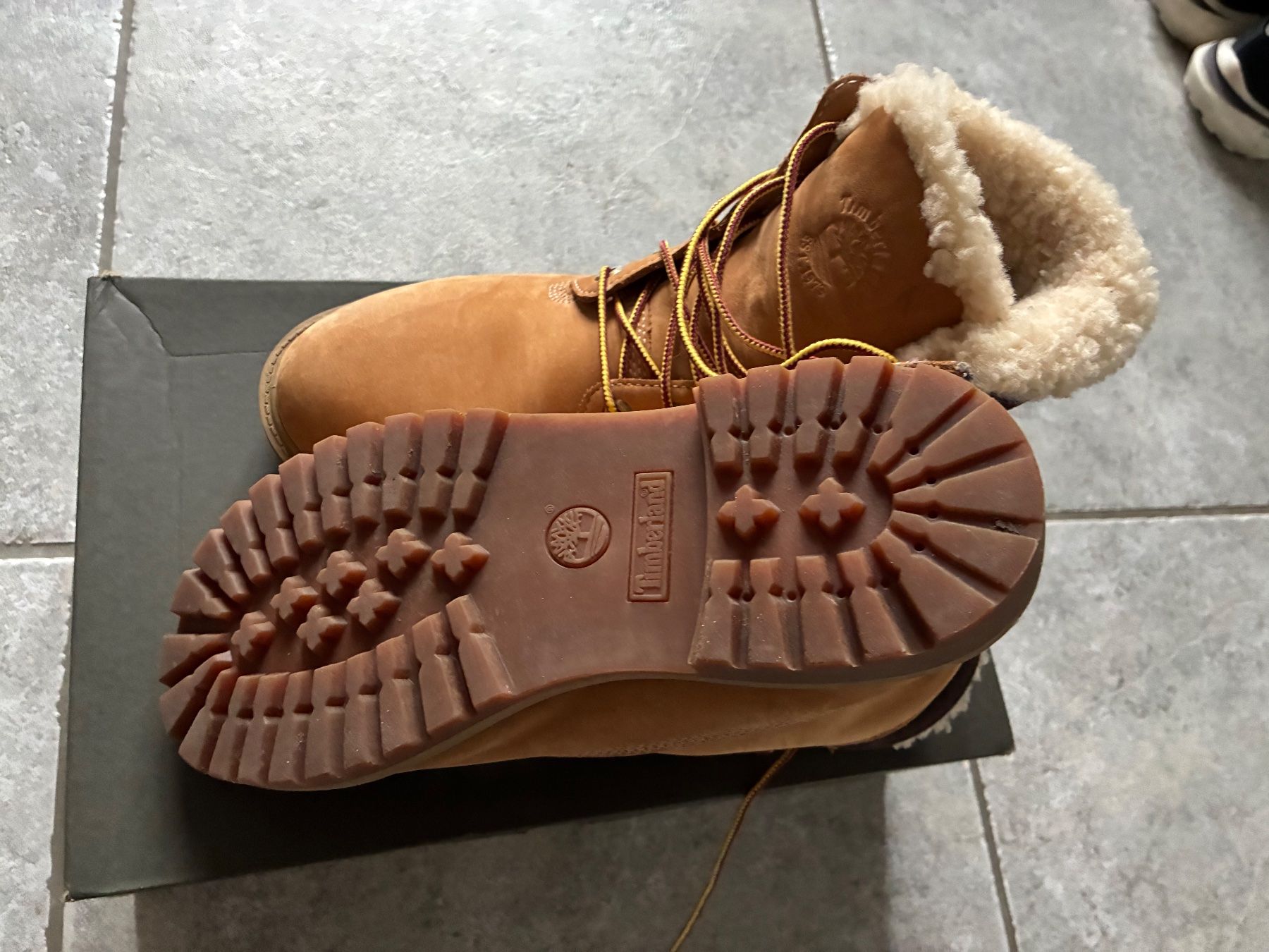 Herrenschuhe: Timberland Premium EU 40 – Neu (gemäss Beschreibung) aus Aarau Rohr von Sheeno 1