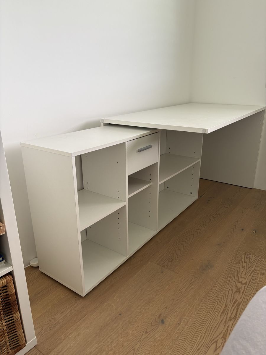 Schreibtische: Schreibtisch / Gestell  – Gebraucht aus Zuzwil SG von Roadrunner9 1