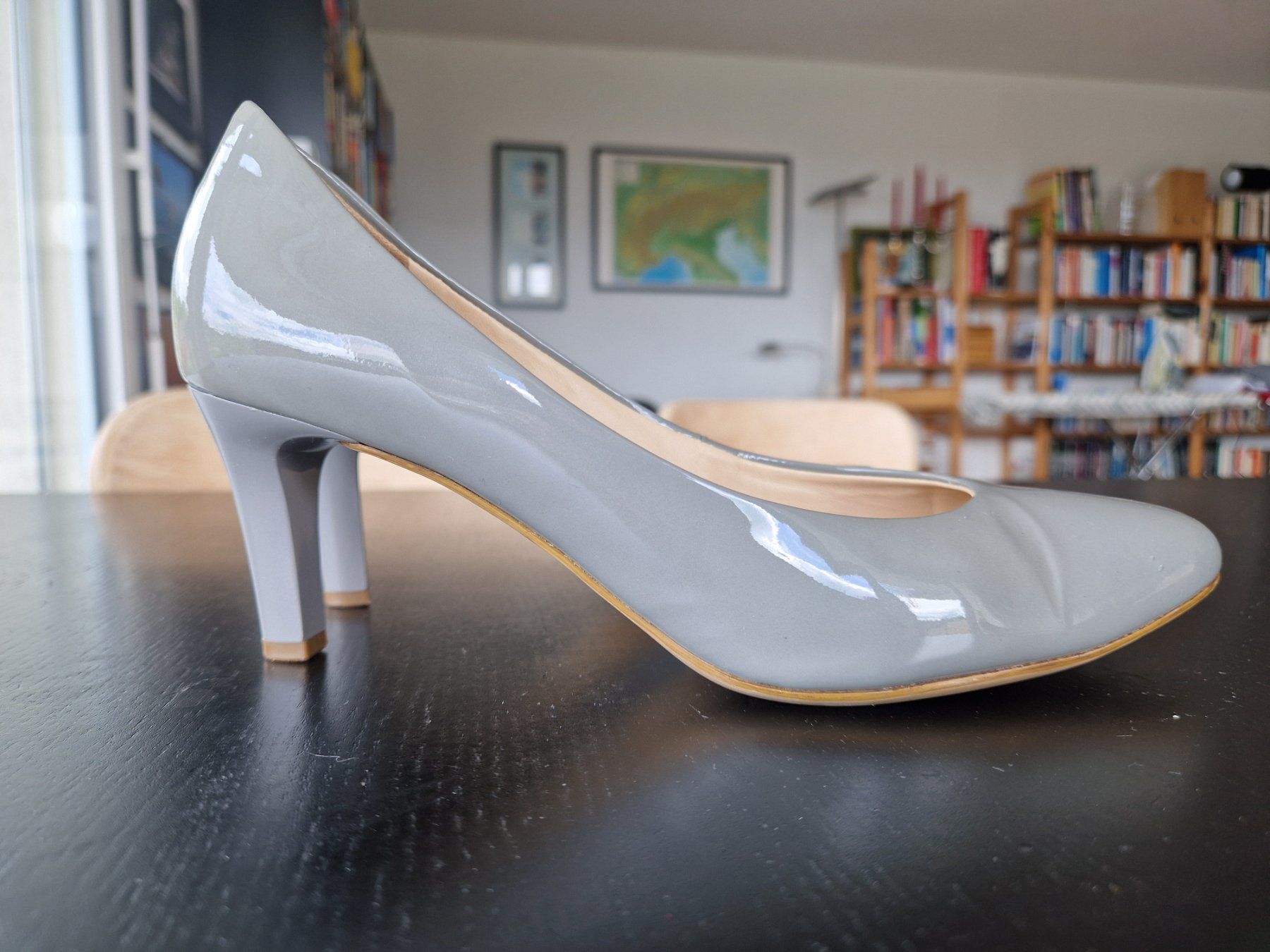 Högl Scarpe da donna: Pumps Högl Lackleder Gr.38 – Usato da Oberbipp venduto da aitim