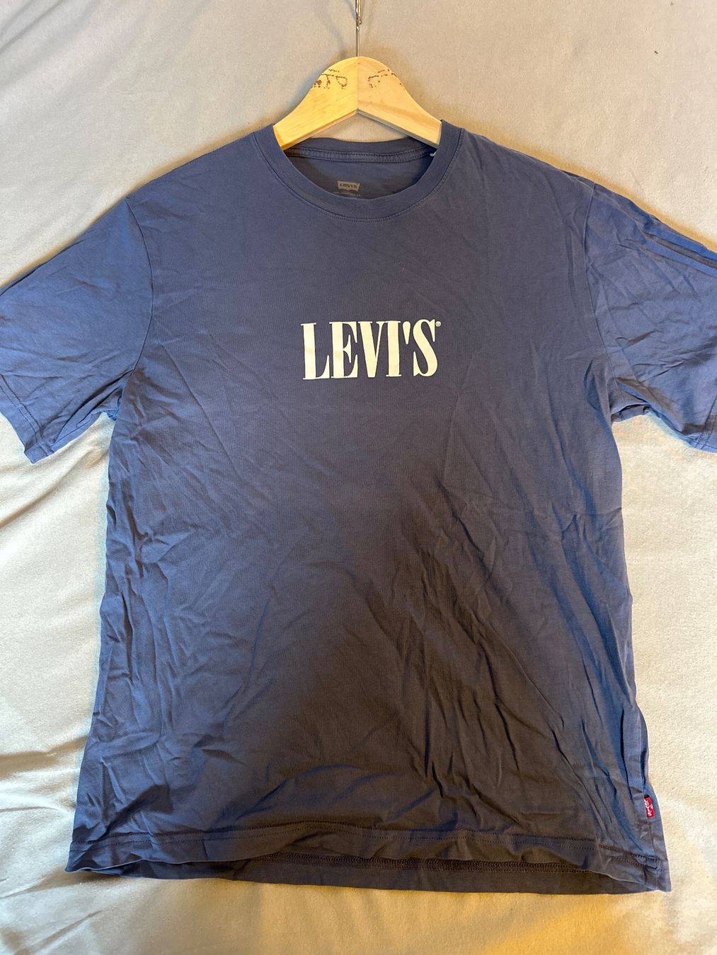 Levi's T-shirt: Levi‘s T-Shirt S blau – Usato da Biel-Benken BL venduto da doefi26 1