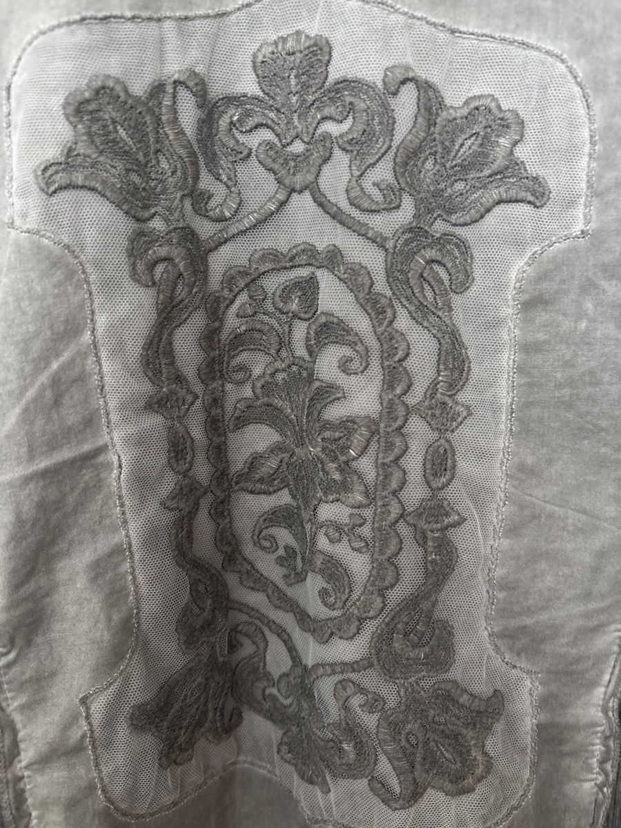 Tuniche: Tunika Bluse mit Details, Grösse 40/M – Usato da langenthal venduto da rundholz7 4