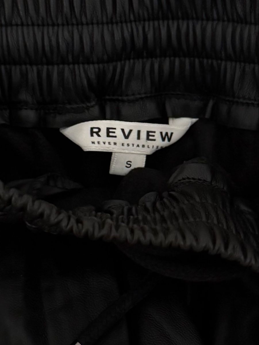 Pantaloni: REVIEW Lederhose schwarz, Grösse S – Nuovo (secondo la descrizione) da Tuggen venduto da jess_gls06 2