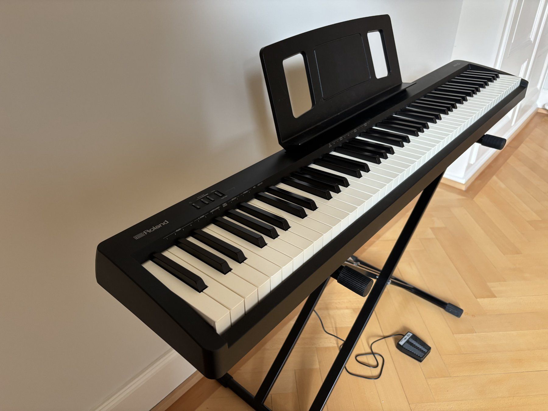 Roland Musikinstrumente: Roland FP-10 Digitalpiano – Gebraucht aus Zürich von aguzan 2