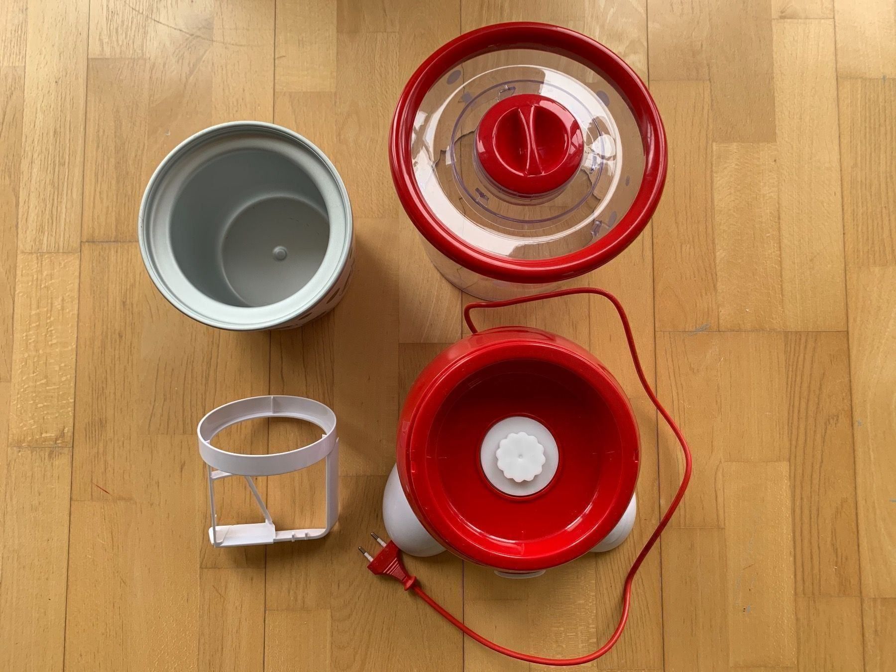 Elettrodomestici da cucina: Eis/Glacemaschine – Usato da Udligenswil venduto da Trisha70 2