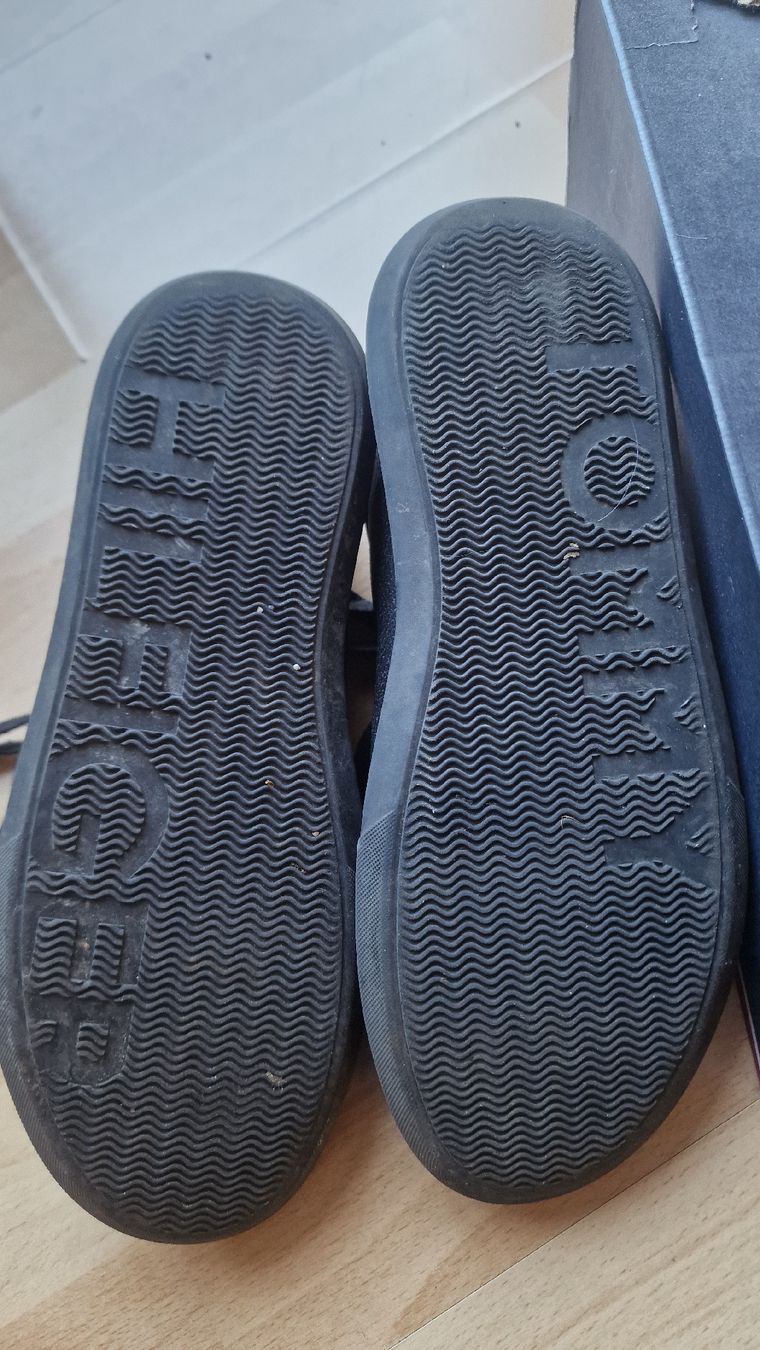 Tommy Hilfiger Herrenschuhe: Tommy Hilfiger Schuhe 43 – Gebraucht aus Rossura von AlessandroZ. 2