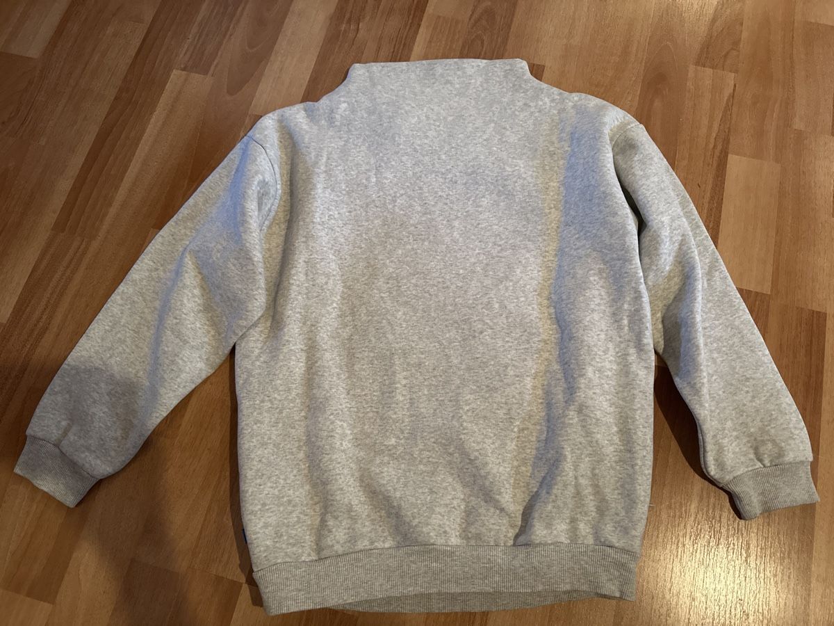 Adidas Maglioni & Felpe: Adidas Pullover Gr. 34 Grau einf. Brustweite 56cm – Usato da St.Gallen venduto da maierm01 1
