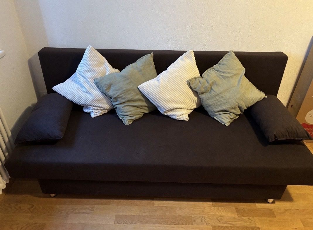 Sofas: Bett Sofa – D'occasion à Lichtensteig par happy962