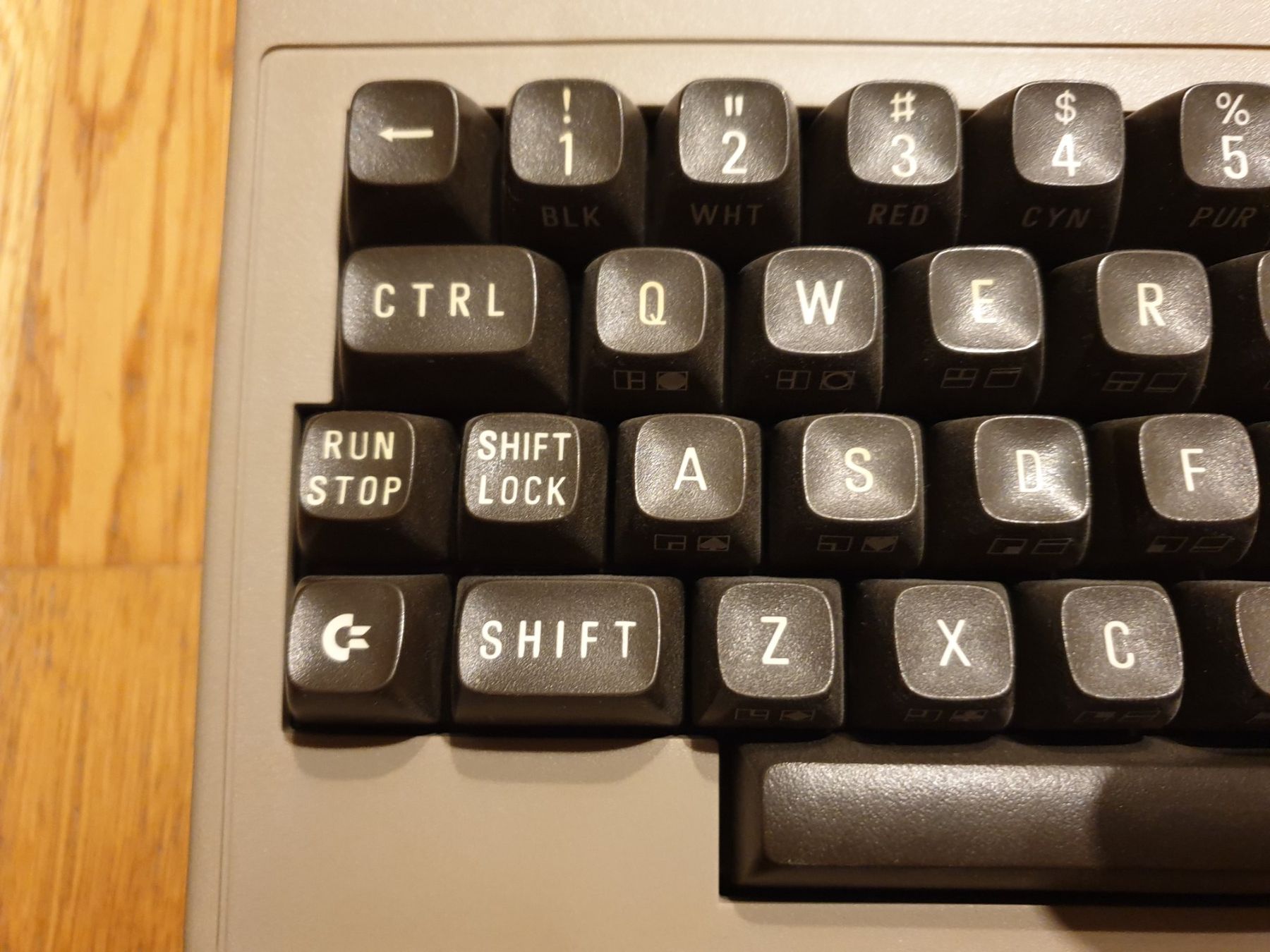 Commodore PCs: Commodore 64 Computer für Sammler – D'occasion à Ittigen par Ziok187 4