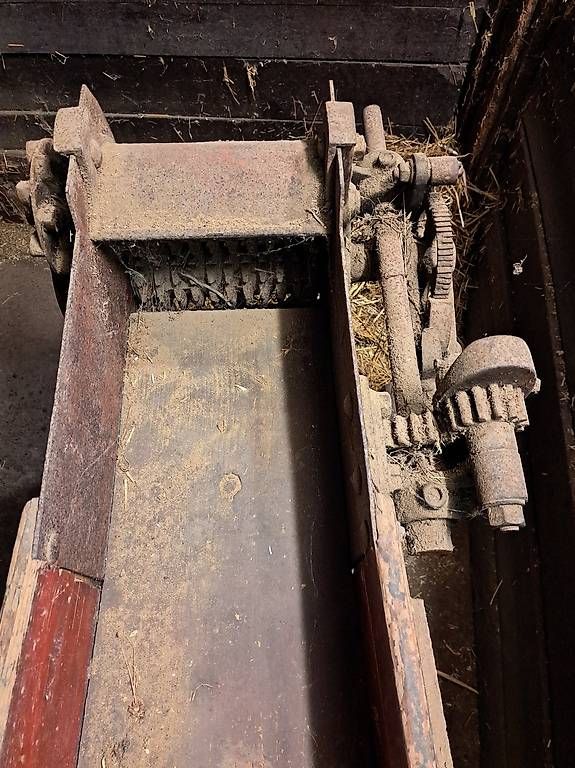 Tous les outils: Alte Strohpresse – Défectueux à Oberweningen par tiffany_6.0 2