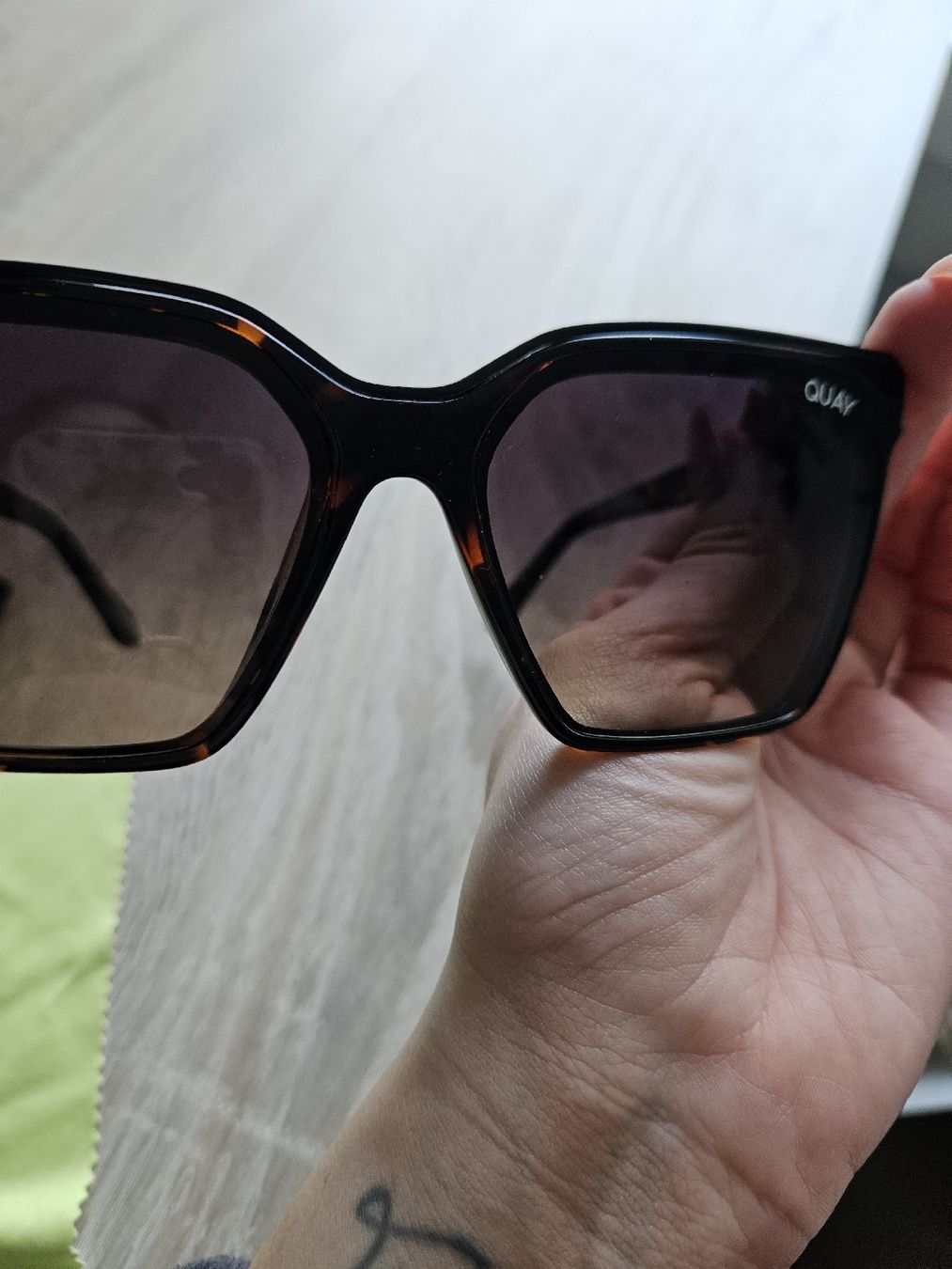 Occhiali & Lenti: QUAY Australia Sonnenbrille – Usato da Baar venduto da BlackCat_13 5