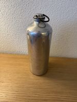 Bouteille de sport métal vintage bouchon avec anneau bon éta