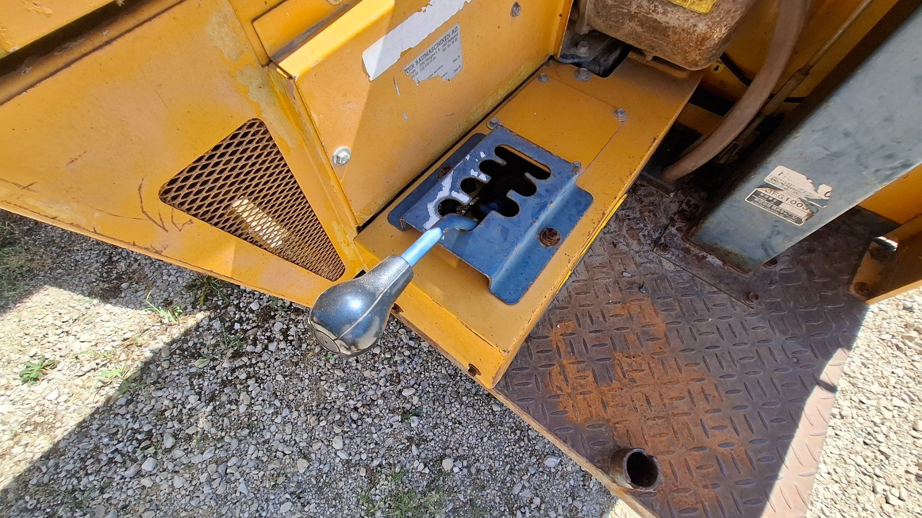Tutte le macchine: HUKI 100 B defekt – Difettoso da Dotzigen venduto da Tempomike 4
