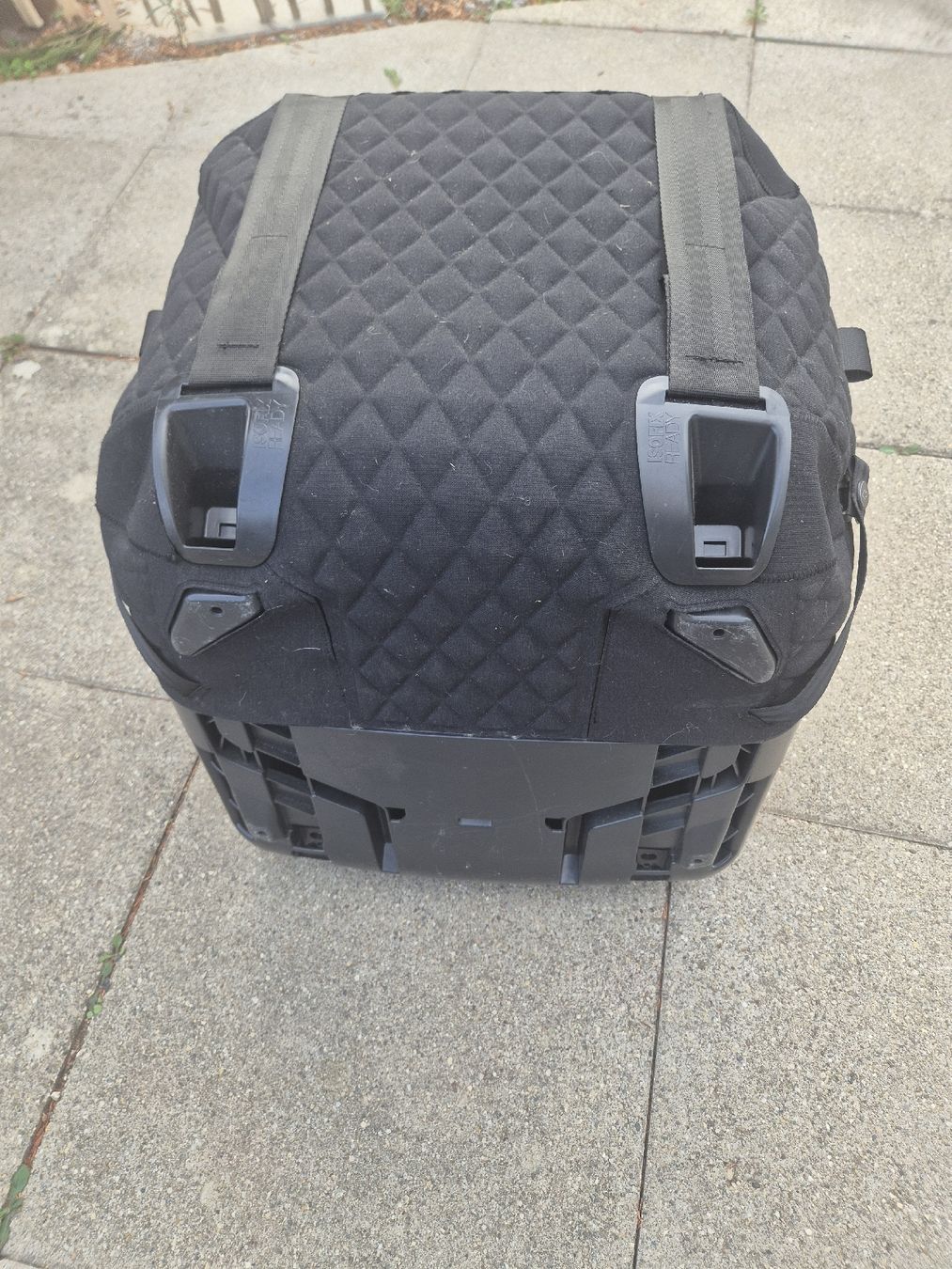 4pets Cages, transport & sécurité: 4 Pets Hundebox – D'occasion à Schaffhausen par Painter62 2