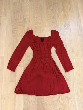 Reformation Kleid rot Grösse S neuwertig