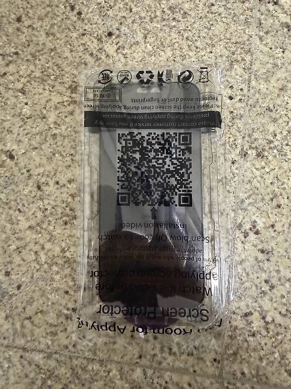 Covers & Schutzfolien: iPhone 17 Pro Max Displayschutz / Panzerglas  Neu & OVP – Gebraucht aus Zürich von meti1975 1