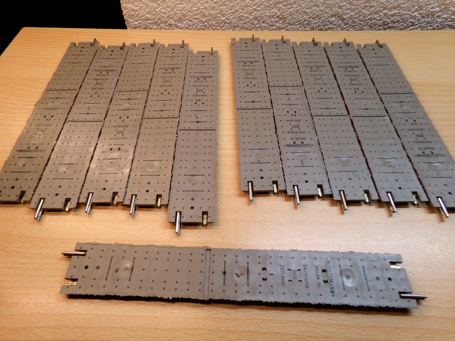 Fleischmann Modellini di ferrovie: Fleischmann H0 Profigleis 11x6101 – Usato da Hombrechtikon venduto da Se9 5